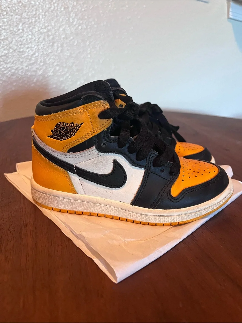 Little Kid's Jordan Kids 11.5C Mid Yellow Ochre/Black-White As Is